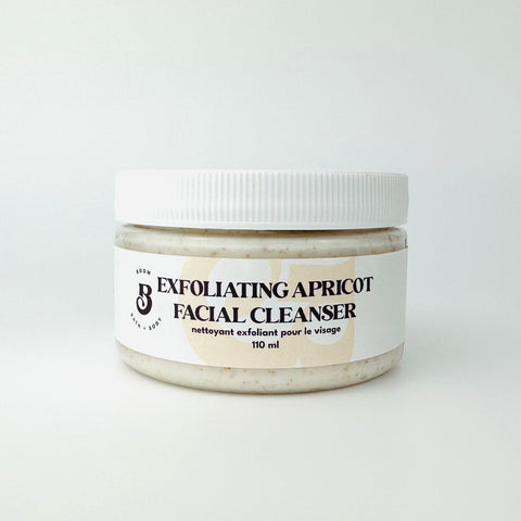 Apricot exfoliating face wash
