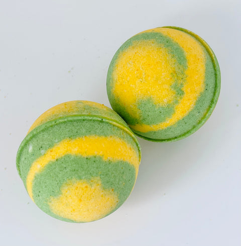 Pear Tree bath bomb