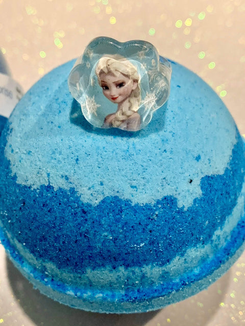 Frozen Elsa & Anna ring surprise bath bomb for kids - CraftedBath